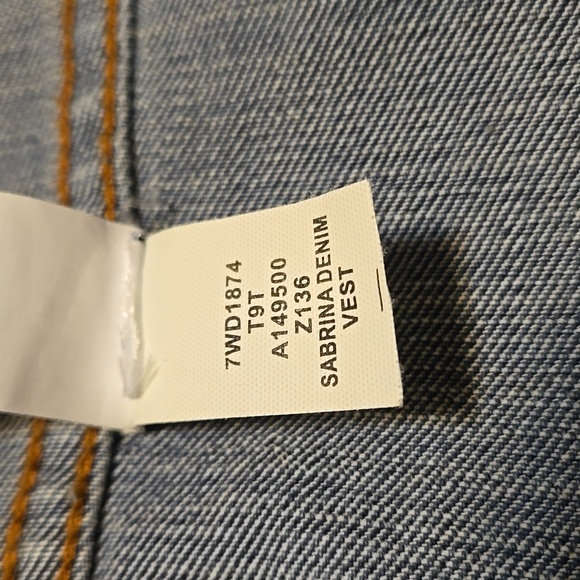 Lucky Brand Distressed Denim Vest Size S - Picture 10 of 10